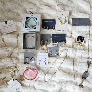 ▪︎ BUNDLE Nordstorm Rack, Area Stars and much more Fashion Jewelry ▪︎